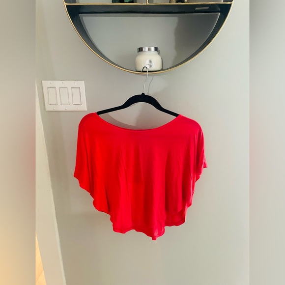 Top - Picture 1 of 2